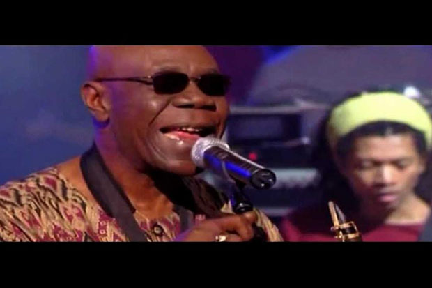 Саксофониста и певач Ману Дибанго умро од вируса корона