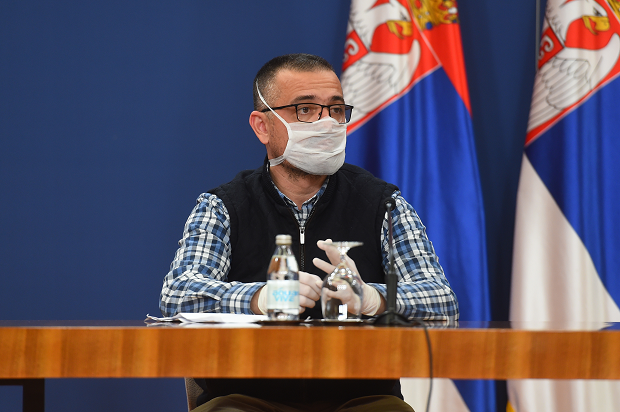 Министар пољопривреде Недимовић поручио: Брашна има више него што нам треба, пољопривредна производња није стала због вируса корона