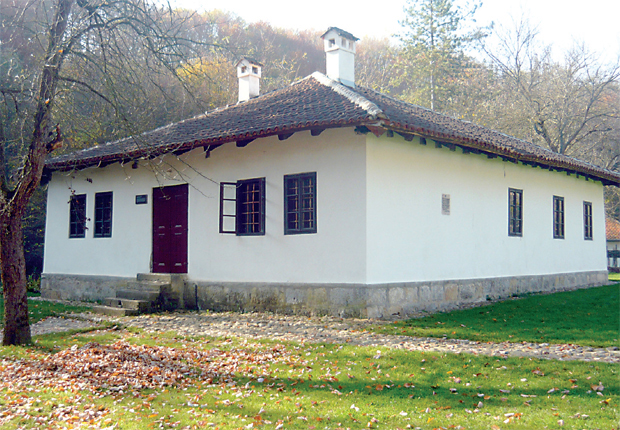 Обновљена чувена зграда у Бранковини надомак Ваљева: Нова поставка у Протиној школи