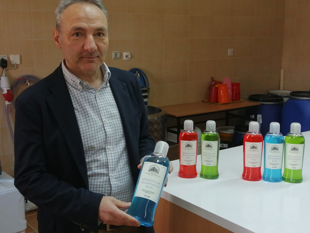 Ђачка формула штити од вируса: Млади Суботичани направили ефикасно средство за дезинфекцију