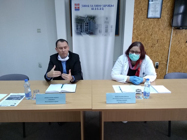 Нова жртва вируса корона у Србији: Преминуо мушкарац (62) из Шапца, полиција проверава његове контакте