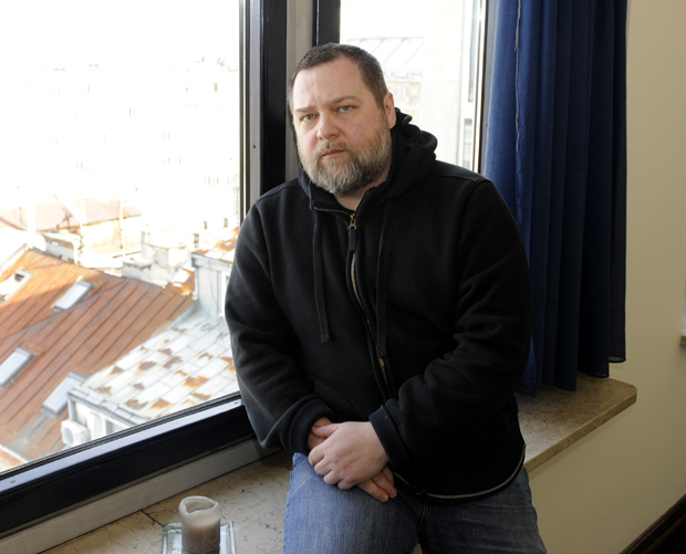 Савети Николе Пејаковића у време самоизолације: Читајте поезију, белетристика је право смеће
