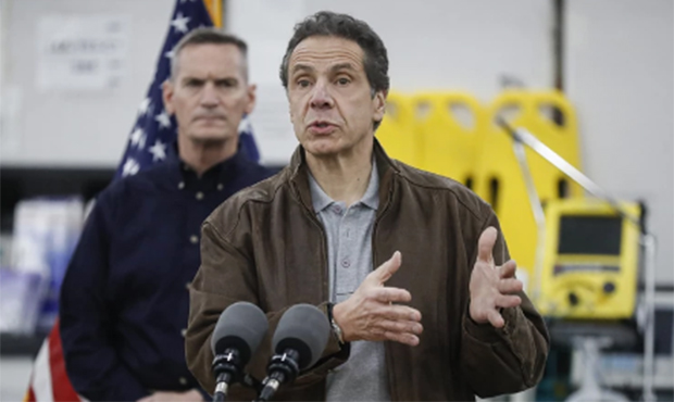 Гувернер Њујорка тражи још 4.000 кревета за оболеле од вируса корона, Калифорнија тестира 10.000 људи дневно (ВИДЕО)