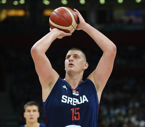 Јокић се прикључио борби против вируса корона: Буди и ти шампион, остани код куће (ВИДЕО)