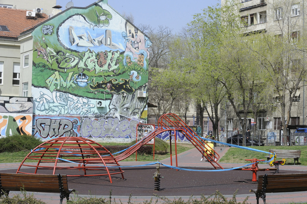 Овако су се Италијани понашали, погледајте их сада, не могу мртве да изброје: Весић обишао зелене површине и упозорио Београђане да не доводе децу у паркове