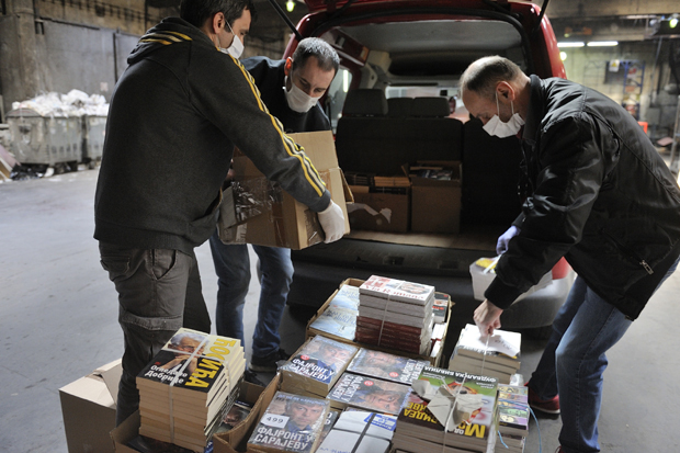 Наше књиге за ваше ЛЕПШЕ мисли: Новости поклониле своја издања људима који ће се лечити на Београдском сајму