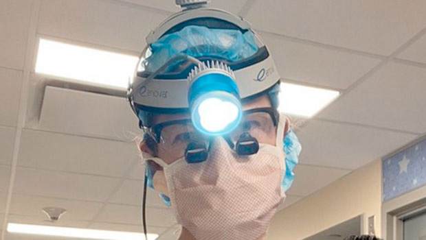 Бебице моје, ако ме убије Ковид, знајте да је мама радила свој посао: СРЦЕПАРАЈУЋА ПОРУКА америчке докторке (ФОТО)