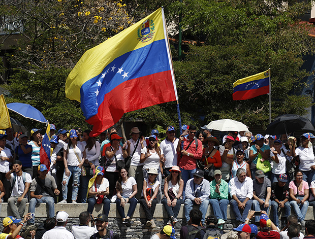 У јеку епидемије вируса корона, САД спремне да укину санкције Венецуели: Ово су УСЛОВИ