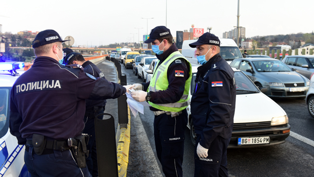 Због непоштовања забрана и ограничавања кретања: Од 21. марта изречено чак 1.049 новчаних казни, за десет дана 51,2 милиона динара