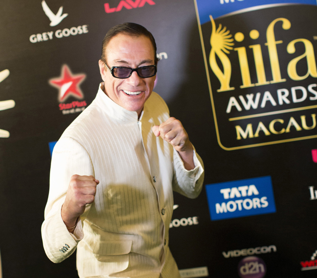 Жан-Клод ван Дам послао поруку српској певачици: Драгана и Тони, недостајете ми (ВИДЕО)