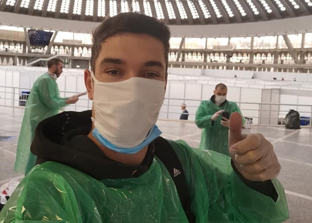 „Када је тест показао позитиван резултат поставио сам себи милион питања, како, где, шта даље“: Никола Росић, за Новости, о томе како је победио вирус корона