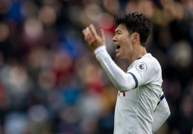 Фудбалер Тотенхема иде у маринце, на обавезну војну обуку 