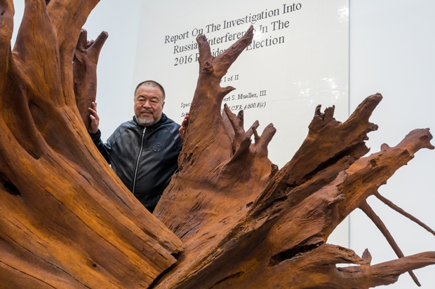 Чудесни Ај Вејвеј: Кинески дисидент убедљив на листи најпосећенијих изложби
