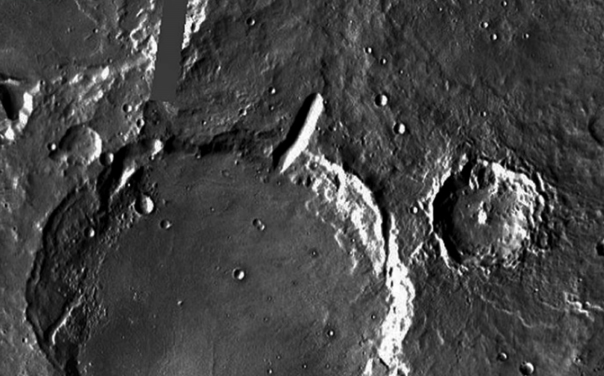 На Гугл мапи откривене „вештачке структуре“ на површини Марса (ВИДЕО)