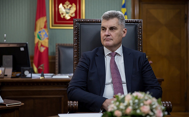 Брајовић је уцењен! Демократски фронт сматра да шеф парламента не сме да закаже седницу Скупштине Црне Горе