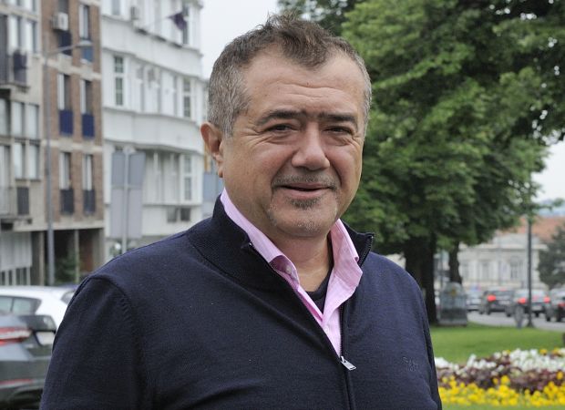 За пару  паметан, а за златник глуп: Владимир Пиштало о данашњици у Америци