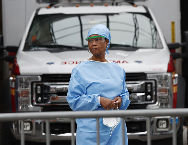 Медицинске сестре у Њујорку не могу на боловање иако су позитивне на корону (ВИДЕО/ФОТО)