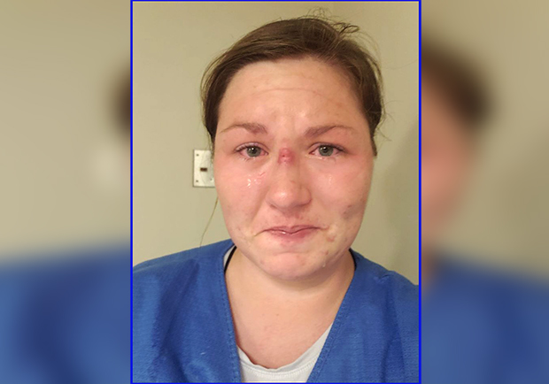 Најгоре је кад чујем како преминулимa звоне мобилни и знам да их неко зове молећи се да му се још само једном јаве: Потресна исповест медицинске сестре