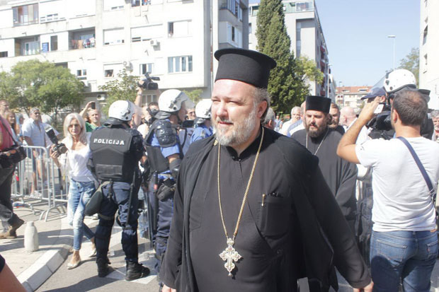 Протојереј Џомић о хапшењу Амфилохија: Оволико свештеника није приведено још од 1948. године