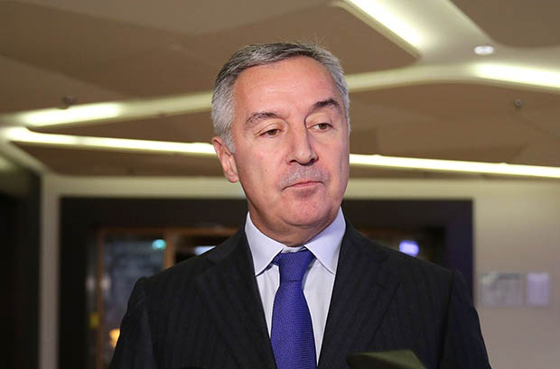 Адвокат Мила Ђукановића умро од короне