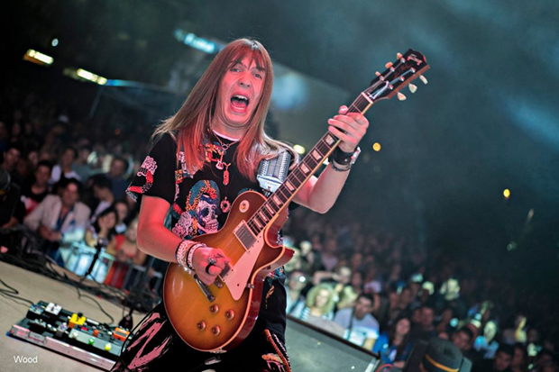 Рођен је са пола срца и проживљава своју пету изолацију: Никола (16) седи код куће док не пронађу вакцину