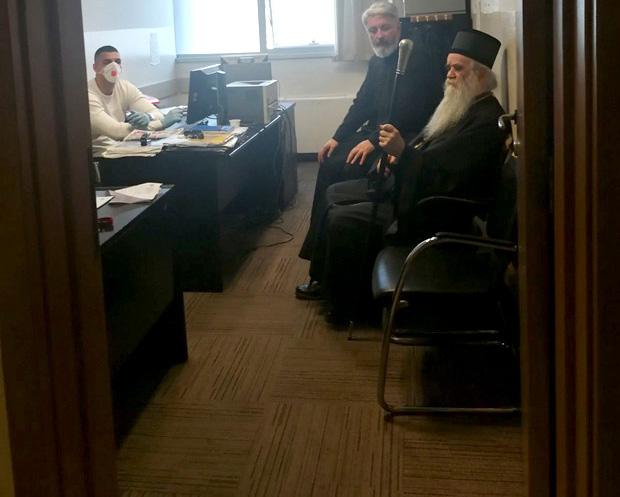 Амфилохије пуштен из полиције након ТРИ САТА САСЛУШАВАЊА!