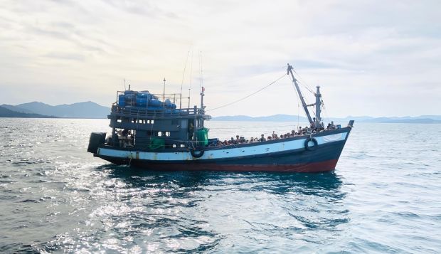 Хиљаду миграната на мору чека спас: Драма око италијанских обала