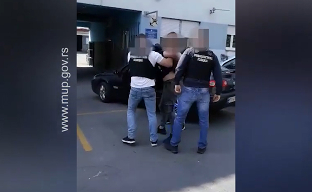 Пљачкали у време полицијског часа: Двојица Бачкопаланчана осумњични за разбојништво (ВИДЕО)