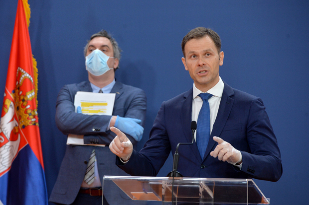 Програм економских мера за сузбијање последица епидемије: За дан се пријавило 15.000 привредника