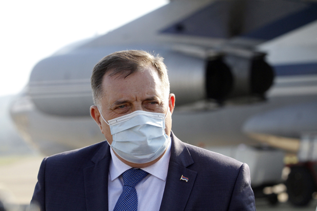 “Потресла ме је вест о смрти нашег хероја”: Додик поручио да ће Српска вечно памтити доктора Лазића 