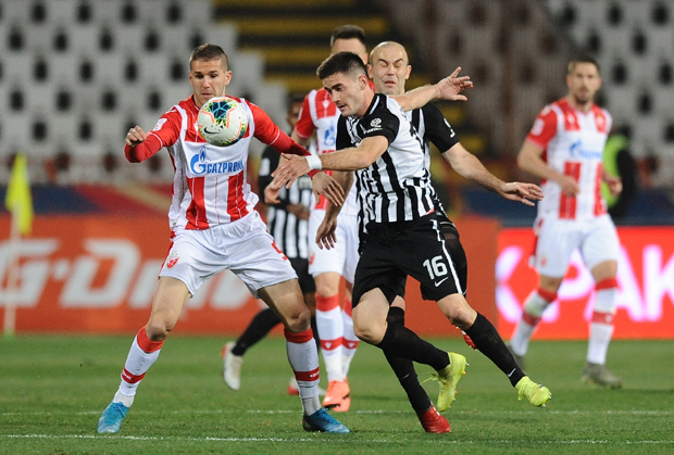 Неизвестан наставак српског најјачег фудбалског такмичења: Једни би само четири кола, други све