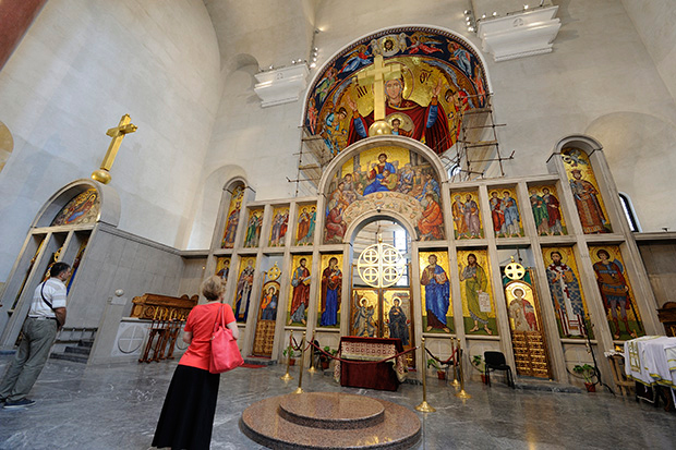 Ако идете у цркву, џамију или синагогу за празнике, ево чега треба СТРОГО да се придржавате