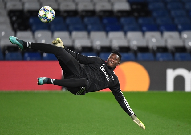 Жели да оде из Амстердама: Првотимац Ајакса се нуди Барселони