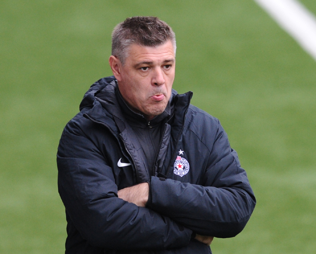 Милошевић слика крај кризе: Тренер Партизана посвећен занимљивом хобију током принудне паузе