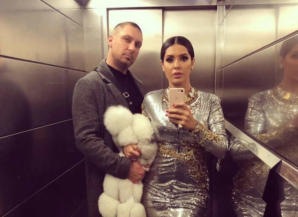 Посвађали су се, муж се спаковао и одвео децу, ГУБИ ИМ СЕ СВАКИ ТРАГ: Обрт у случају Тање Савић, певачица у драми!