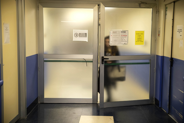 Истински број заражених и преминулих од вируса корона у Италији