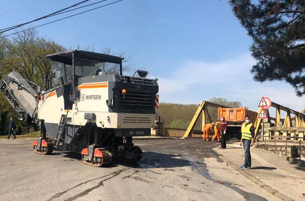 Грађевинци радили и у време полицијског часа: Поправили мост код Ћуприје