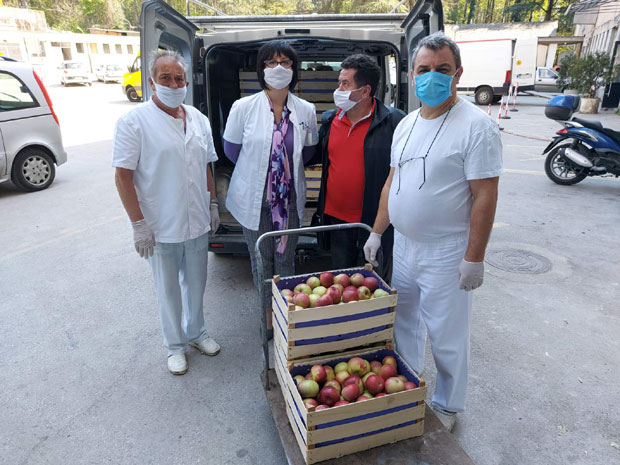 Раде пуном паром упркос вирусу корона: Воће извозе у Русију и за време пандемије!