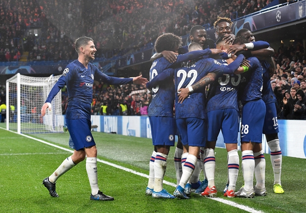 Штедња и код Абрамовича: Фудбалери Челсија пристали на смањење плате