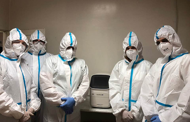 Нова ЦОВИД лабораторија: Почело тестирање и на нишком Медицинском факултету на најсавременијем апарату