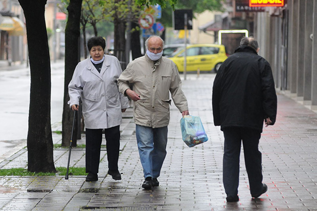 После више од месец дана, УПРКОС КИШИ краљевачки и прибојски пензионери изашли у шетњу (ФОТО)