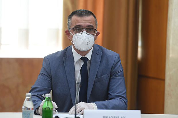 Недимовић: До 23 сата биће отпуштена 252 пацијента из Ниша, који су излечени од вируса корона