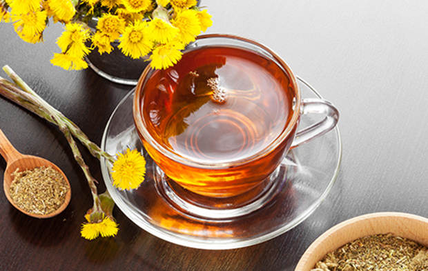 У време пандемије вируса корона сви пију овај МОЋНИ НАПИТАК: Благотворно делује на плућа и кашаљ, али ипак НЕ МОГУ СВИ да га користе