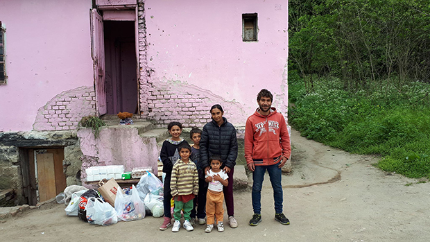 Хумани ђаци трећег разреда неготинске ОШ “Бранко Радичевић”