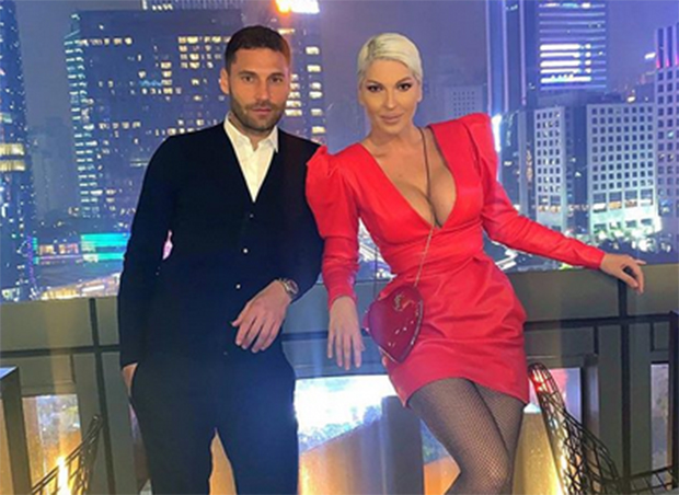 Маните се “господо” мог брака, мужа, хороскопа, бајања, лажи: Карлеуша бесна због трачева да се разводи од Душка