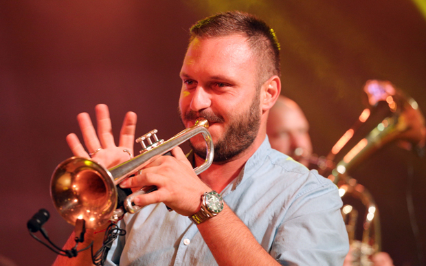 Дејан Петровић од короне побегао у родно Ужице: O ракији, као и о труби, мораш да водиш рачуна
