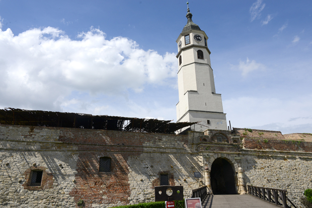 Радови на Калемегдану и током ванредног стања: У току обнова Сахат капије
