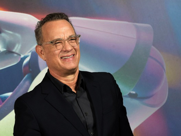 Славни глумац опет одушевио свет: Том Хенкс послао поклон и писмо дечаку с именом Корона (ФОТО)