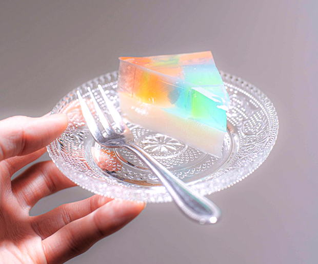 Свет је полудео за тортом у бојама дуге: Потребно вам је 5 састојака и посластица је спремна за САТ времена