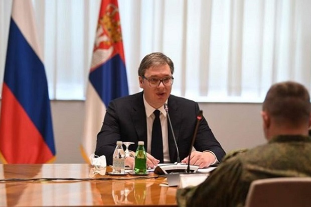 Вучић се састао са руским тимом